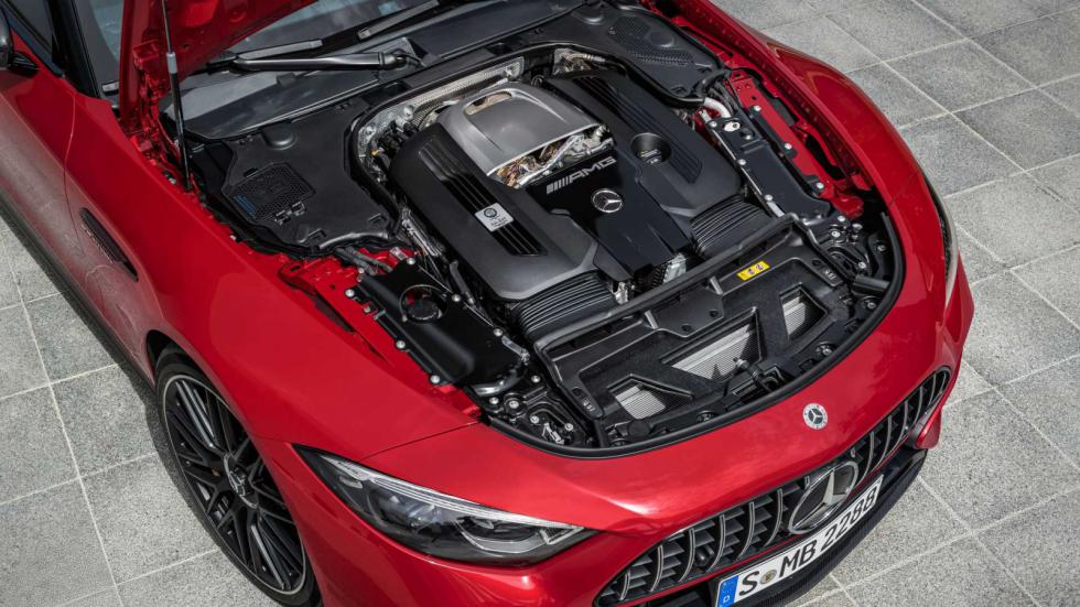 4κίνητη με V8 μοτέρ έως 585 ίππους η νέα Mercedes-AMG SL